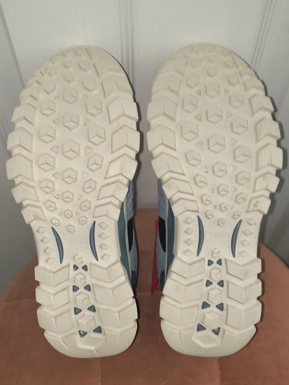 Vans AMZN Trailhead Shoes Size 7 Women's 5.5 Mens NWT - Picture 9 of 9